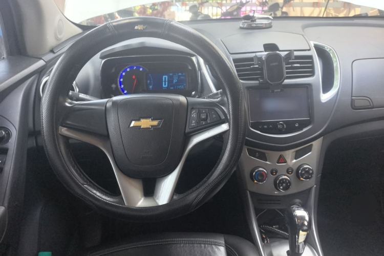 Used Chevrolet Trax 2014 1.4T Automatic All-Wheel Drive Flagship Version Steering Wheel