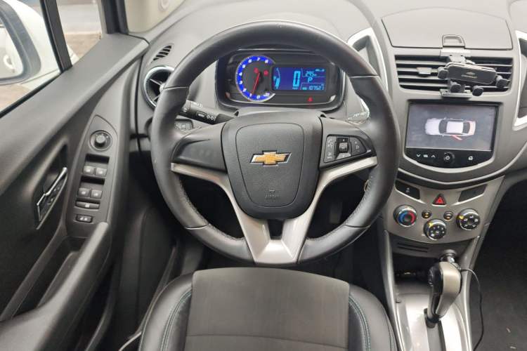 Used Chevrolet Trax 2014 1.4T Automatic Two-Wheel Drive Luxury Model Steering Wheel