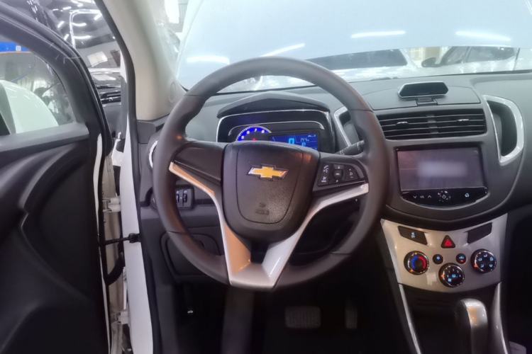 Used Chevrolet Trax 2014 1.4T Automatic Two-Wheel Drive Luxury Model Steering Wheel