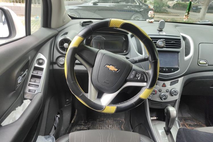 Used Chevrolet Trax 2014 1.4T Automatic Two-Wheel Drive Luxury Model Steering Wheel