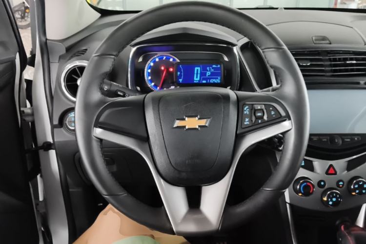 Used Chevrolet Trax 2014 1.4T Automatic Two-Wheel Drive Luxury Model Steering Wheel