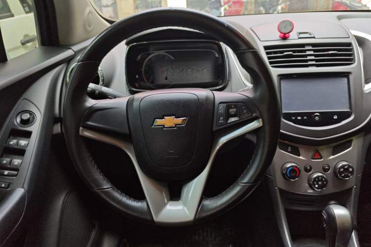 Used Chevrolet Trax 2014 1.4T Automatic Two-Wheel Drive Luxury Model Steering Wheel