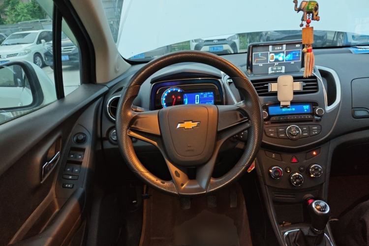 Used Chevrolet Trax 2014 1.4T Manual Two-Wheel Drive Comfort Model Steering Wheel