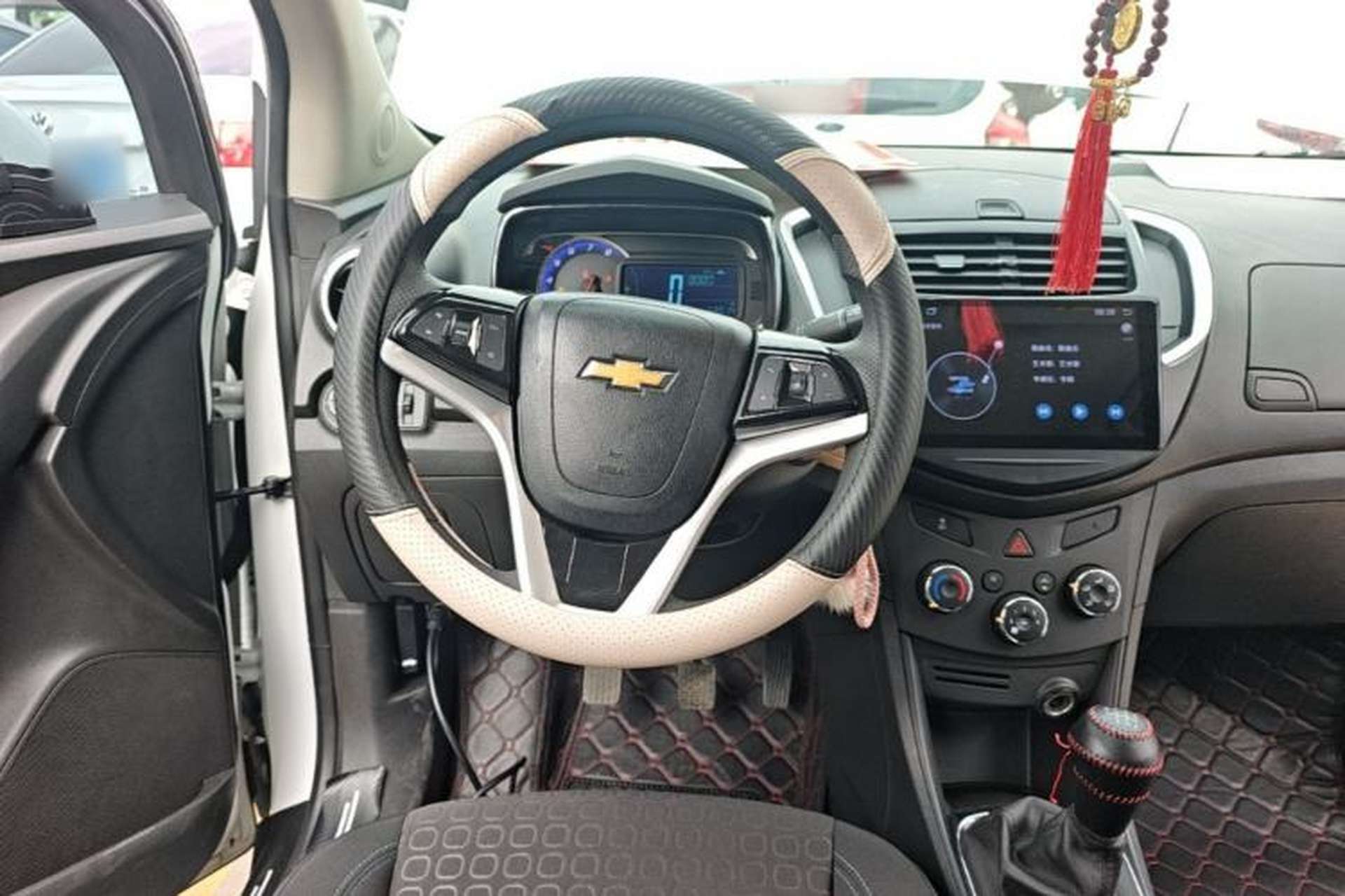 Used Chevrolet Trax 2014 1.4T Manual Two-Wheel Drive Comfort Model Steering Wheel