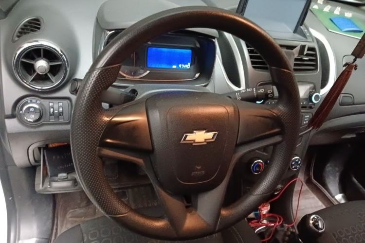 Used Chevrolet Trax 2014 1.4T Manual Two-Wheel Drive Comfort Model Steering Wheel