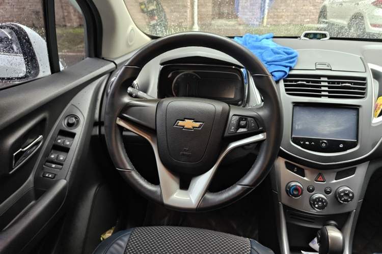 Used Chevrolet Trax 2014 1.4T Automatic Two-Wheel Drive Luxury Model Steering Wheel