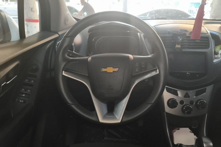 Used Chevrolet Trax 2014 1.4T Automatic Two-Wheel Drive Luxury Model Steering Wheel