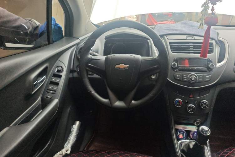 Used Chevrolet Trax 2014 1.4T Manual Two-Wheel Drive Comfort Model Steering Wheel