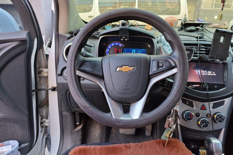 Used Chevrolet Trax 2014 1.4T Automatic All-Wheel Drive Flagship Version Steering Wheel