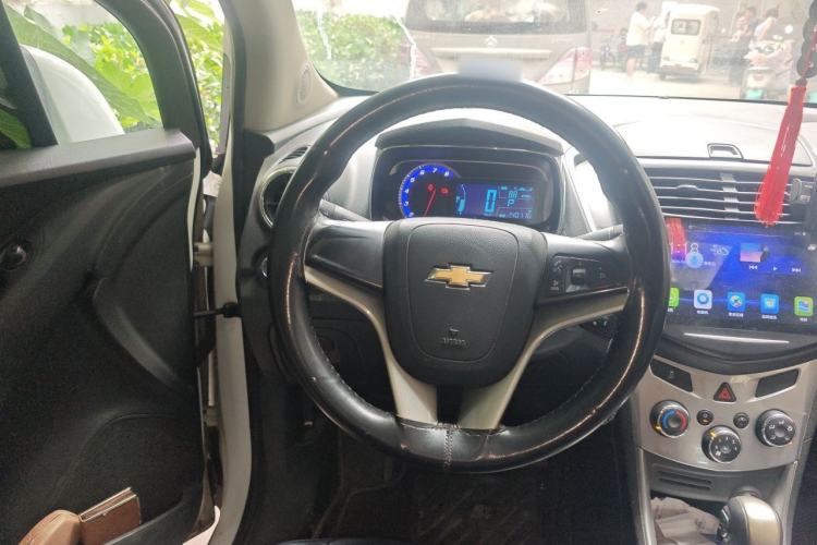 Used Chevrolet Trax 2014 1.4T Automatic Two-Wheel Drive Luxury Model Steering Wheel
