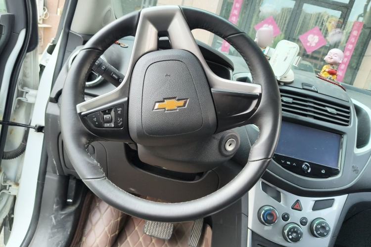 Used Chevrolet Trax 2014 1.4T Automatic Two-Wheel Drive Luxury Model Steering Wheel