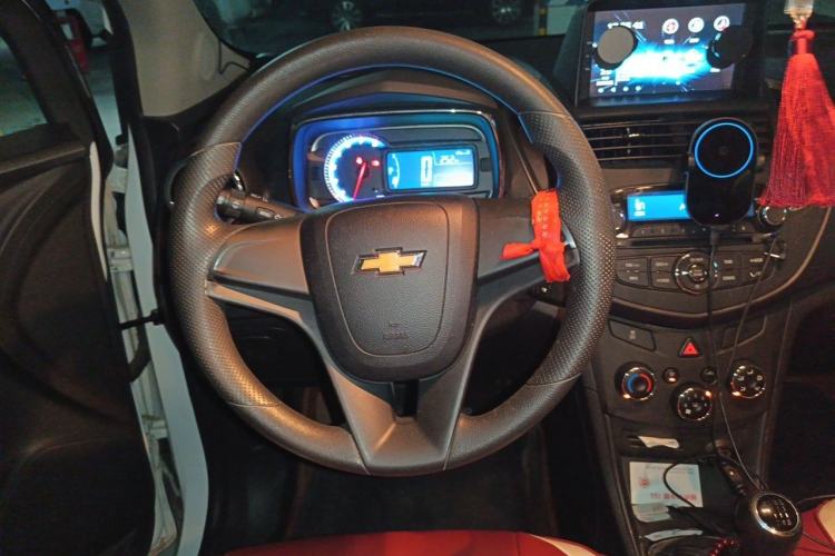 Used Chevrolet Trax 2014 1.4T Manual Two-Wheel Drive Comfort Model Steering Wheel