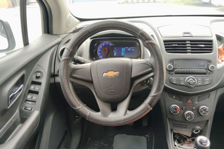 Used Chevrolet Trax 2014 1.4T Manual Two-Wheel Drive Comfort Model Steering Wheel