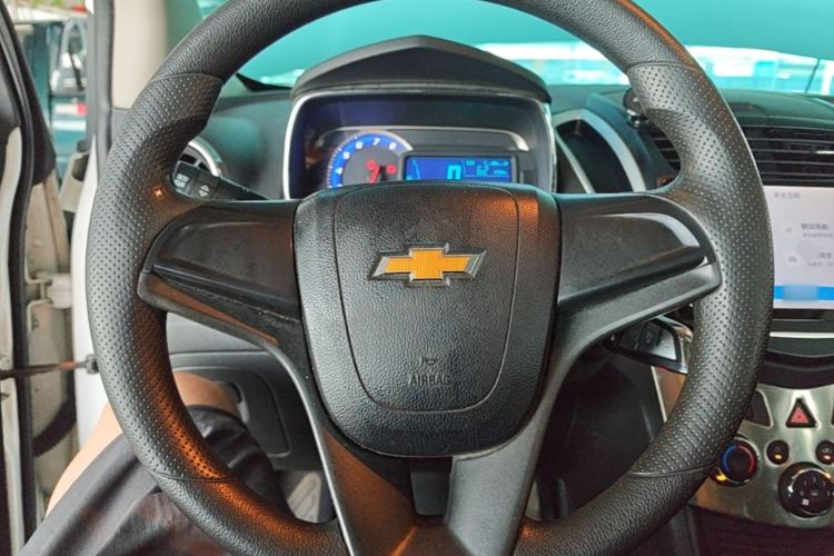Used Chevrolet Trax 2014 1.4T Manual Two-Wheel Drive Comfort Model Steering Wheel