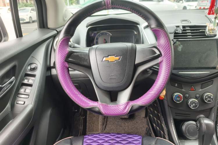 Used Chevrolet Trax 2014 1.4T Automatic Two-Wheel Drive Comfort Version Steering Wheel