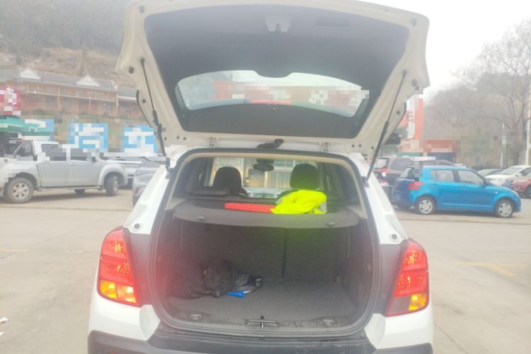 Used Chevrolet Trax 2014 1.4T Automatic All-Wheel Drive Flagship Version Trunk