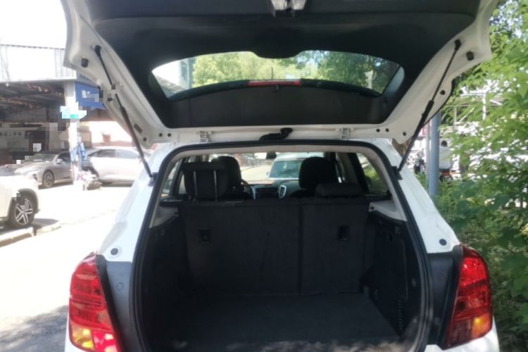 Used Chevrolet Trax 2014 1.4T Automatic Two-Wheel Drive Comfort Version Trunk