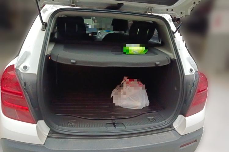 Used Chevrolet Trax 2014 1.4T Manual Two-Wheel Drive Comfort Model Trunk