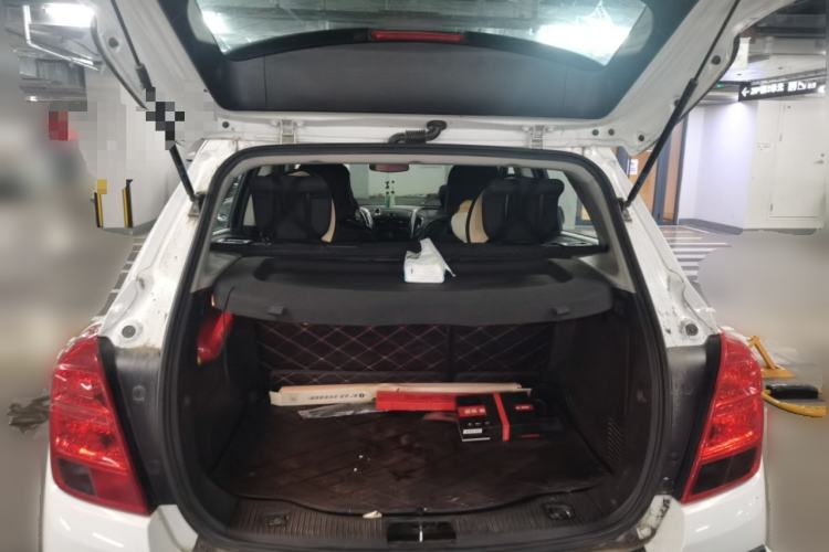 Used Chevrolet Trax 2014 1.4T Automatic Two-Wheel Drive Comfort Version Trunk