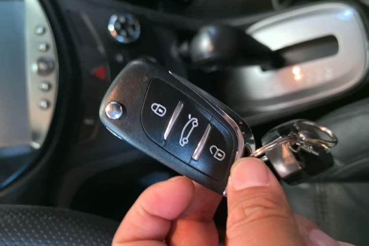 Used Chevrolet Trax 2014 1.4T Automatic Two-Wheel Drive Comfort Version Vehicle Key
