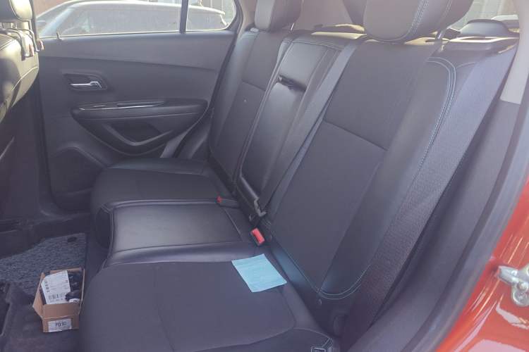 Used Chevrolet Trax 2014 1.4T Automatic Two-Wheel Drive Luxury Model Left Rear Seat