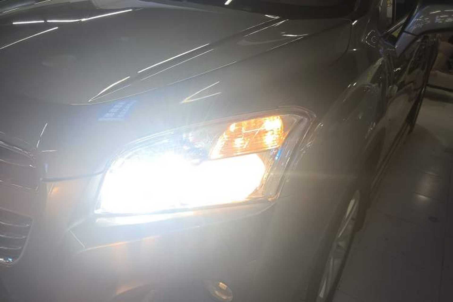 Used Chevrolet Trax 2016 1.4T Automatic Two-Wheel Drive Comfort Version with Sunroof Left Front Headlight