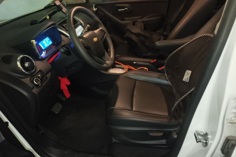 Used Chevrolet Trax 2016 1.4T Automatic Two-Wheel Drive Comfort Version with Sunroof Left Front Seat