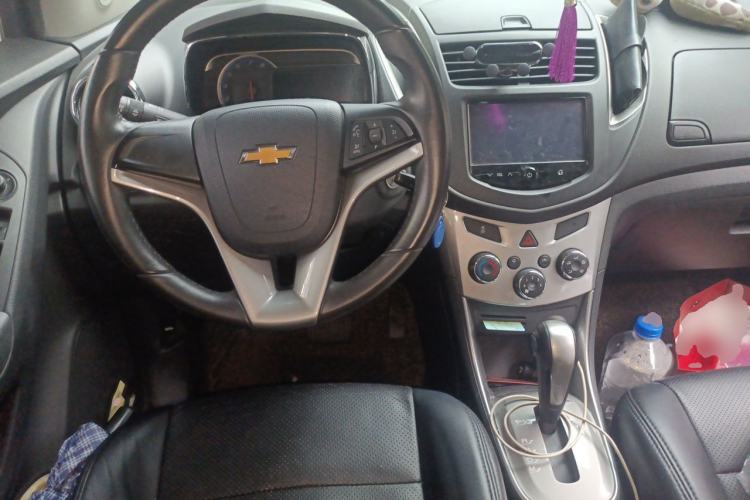 Used Chevrolet Trax 2016 1.4T Automatic Two-Wheel Drive Luxury Version Center Console