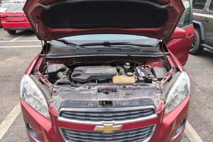 Used Chevrolet Trax 2016 1.4T Manual Two-Wheel Drive Comfort Version with Sunroof Engine Bay
