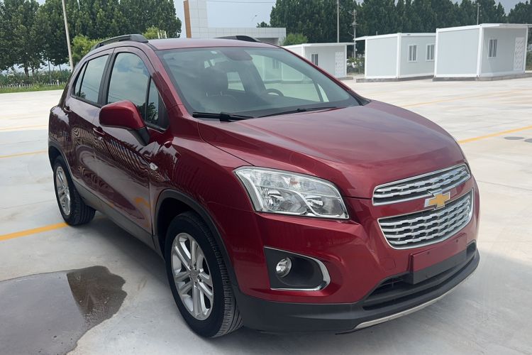 Used Chevrolet Trax 2016 1.4T Manual Two-Wheel Drive Comfort Version with Sunroof Exterior 2