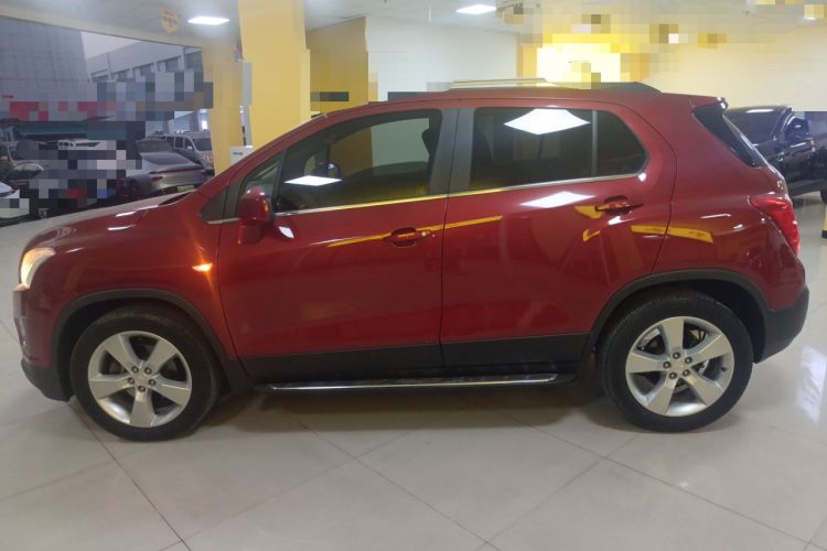 Used Chevrolet Trax 2016 1.4T Automatic Two-Wheel Drive Luxury Version Exterior 3