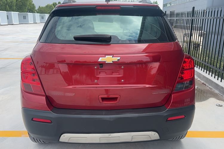 Used Chevrolet Trax 2016 1.4T Manual Two-Wheel Drive Comfort Version with Sunroof Exterior 4