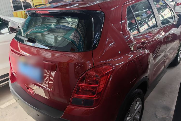 Used Chevrolet Trax 2016 1.4T Automatic Two-Wheel Drive Comfort Version with Sunroof Exterior 5