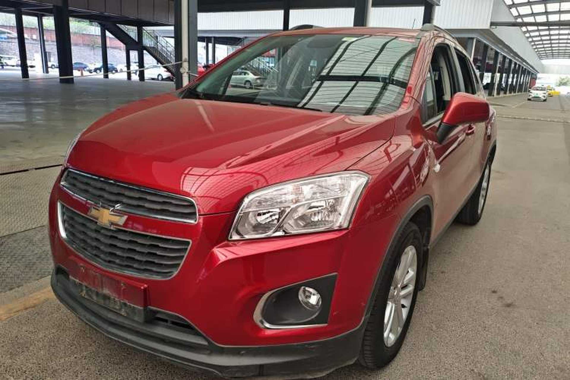 Used Chevrolet Trax 2016 1.4T Automatic Two-Wheel Drive Comfort Version with Sunroof Front Left 45 Deg