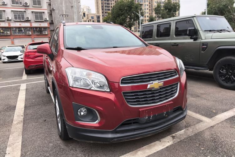 Used Chevrolet Trax 2016 1.4T Manual Two-Wheel Drive Comfort Version with Sunroof Front Right 45 Deg