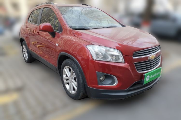 Used Chevrolet Trax 2016 1.4T Automatic Two-Wheel Drive Comfort Version with Sunroof Front Right 45 Deg