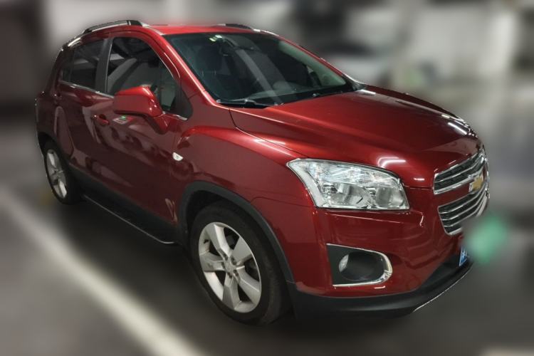 Used Chevrolet Trax 2016 1.4T Automatic Two-Wheel Drive Luxury Version Front Right 45 Deg