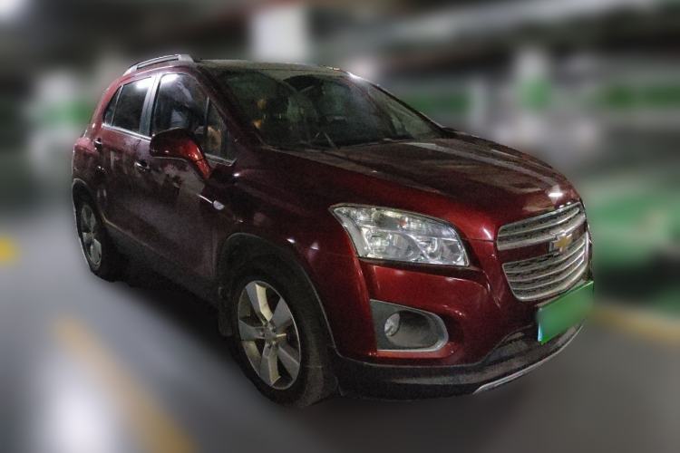 Used Chevrolet Trax 2016 1.4T Automatic Two-Wheel Drive Luxury Version Front Right 45 Deg