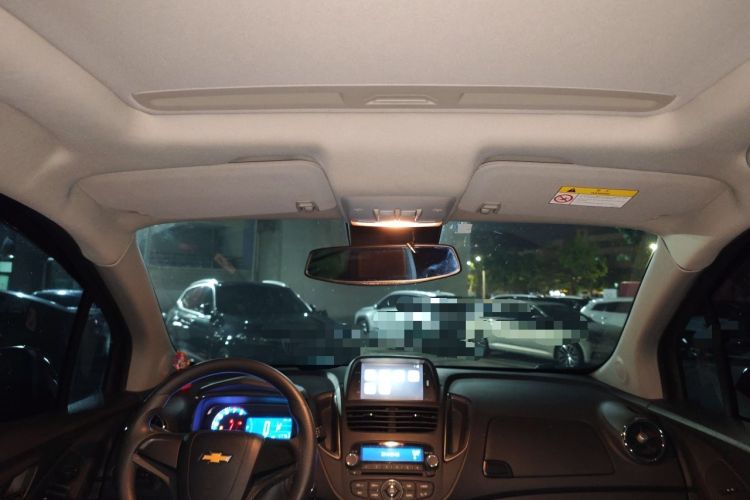 Used Chevrolet Trax 2016 1.4T Automatic Two-Wheel Drive Comfort Version with Sunroof Headliner