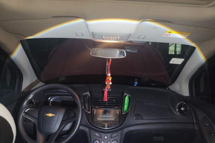 Used Chevrolet Trax 2016 1.4T Manual Two-Wheel Drive Comfort Version with Sunroof Headliner