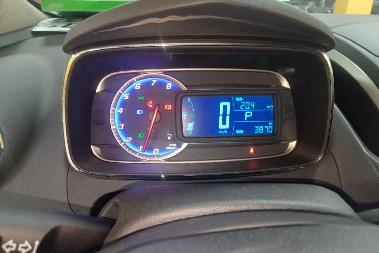 Used Chevrolet Trax 2016 1.4T Automatic Two-Wheel Drive Luxury Version Instrument Cluster
