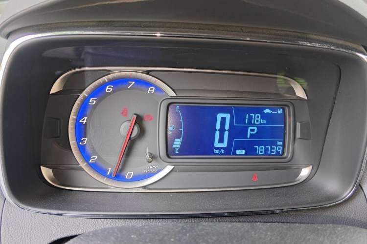 Used Chevrolet Trax 2016 1.4T Automatic Two-Wheel Drive Luxury Version Instrument Cluster