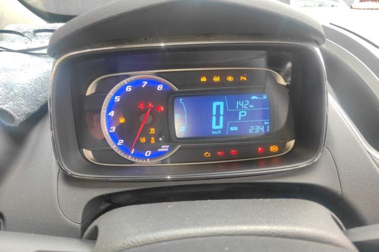 Used Chevrolet Trax 2016 1.4T Automatic Two-Wheel Drive Luxury Version Instrument Cluster