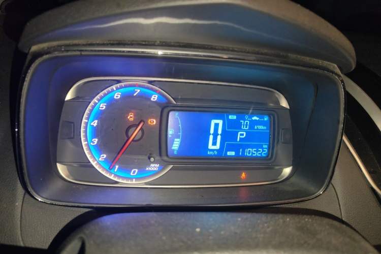 Used Chevrolet Trax 2016 1.4T Automatic Two-Wheel Drive Comfort Version with Sunroof Instrument Cluster