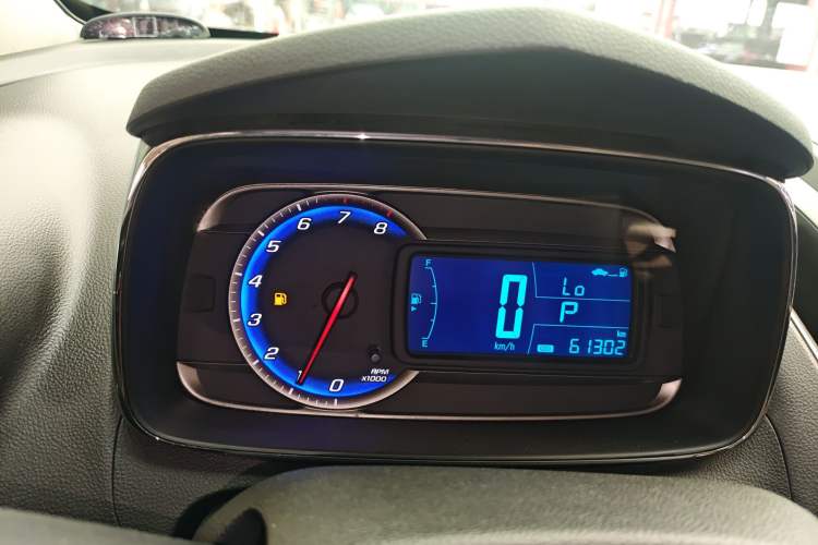 Used Chevrolet Trax 2016 1.4T Automatic Two-Wheel Drive Comfort Version with Sunroof Instrument Cluster