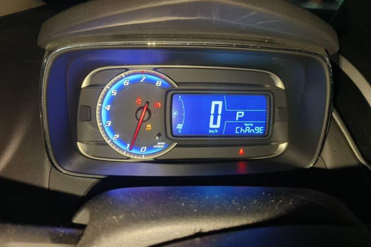Used Chevrolet Trax 2016 1.4T Automatic Two-Wheel Drive Comfort Version with Sunroof Instrument Cluster