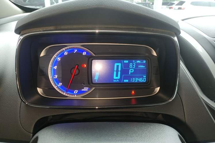 Used Chevrolet Trax 2016 1.4T Automatic Two-Wheel Drive Comfort Version with Sunroof Instrument Cluster