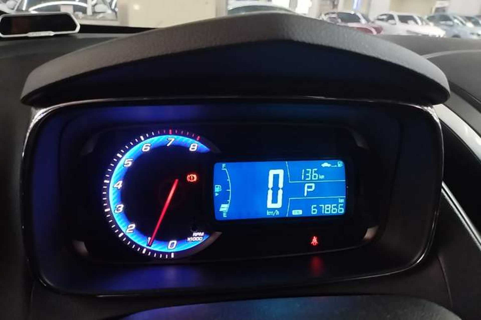 Used Chevrolet Trax 2016 1.4T Automatic Two-Wheel Drive Comfort Version with Sunroof Instrument Cluster
