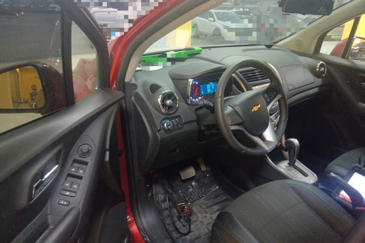 Used Chevrolet Trax 2016 1.4T Automatic Two-Wheel Drive Luxury Version Interior 3
