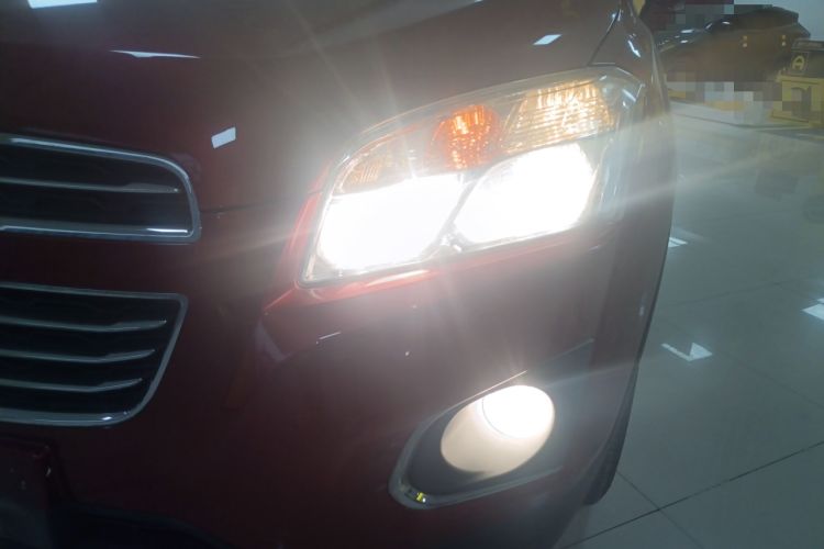 Used Chevrolet Trax 2016 1.4T Automatic Two-Wheel Drive Luxury Version Left Front Headlight